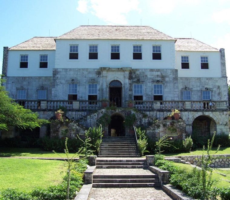 rose-hall-great-house-and-shopping-montego-bay-jamaica-1